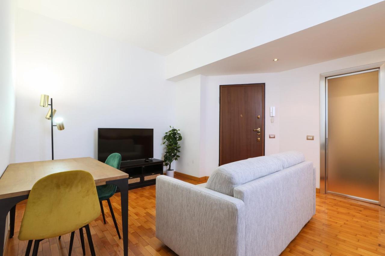 Duomo Luxury Apartment VIII 밀라노 외부 사진